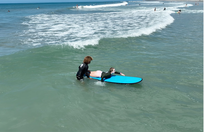 Learn to surf in Santa Teresa